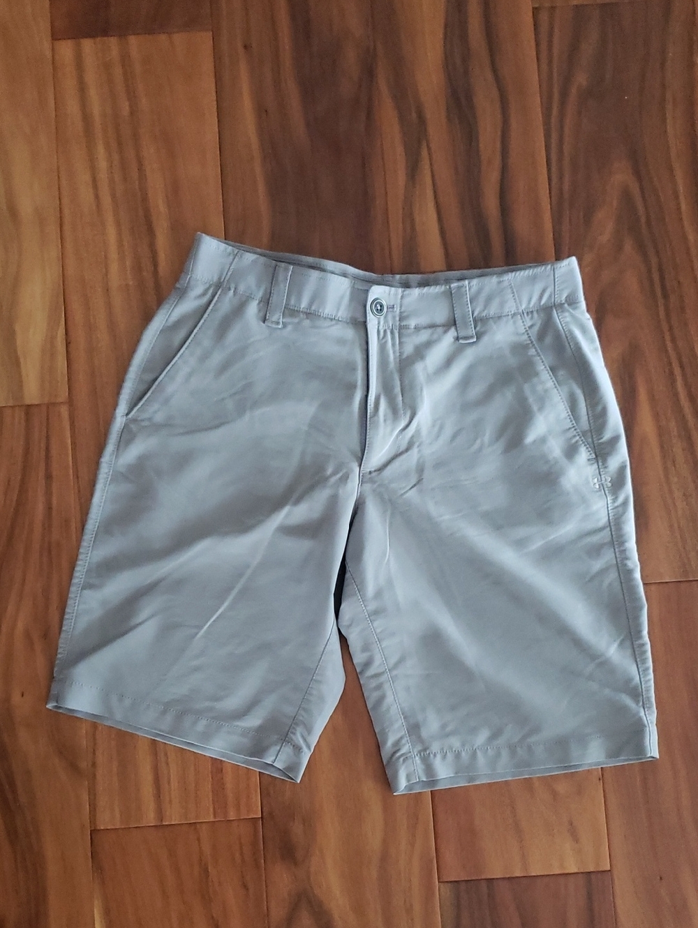Under Armour Men's Gray Performance Flat-Front Shorts